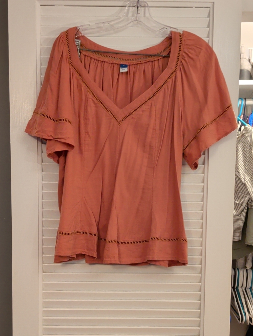 Old Navy Rust V-Neck Eyelet Trim Blouse